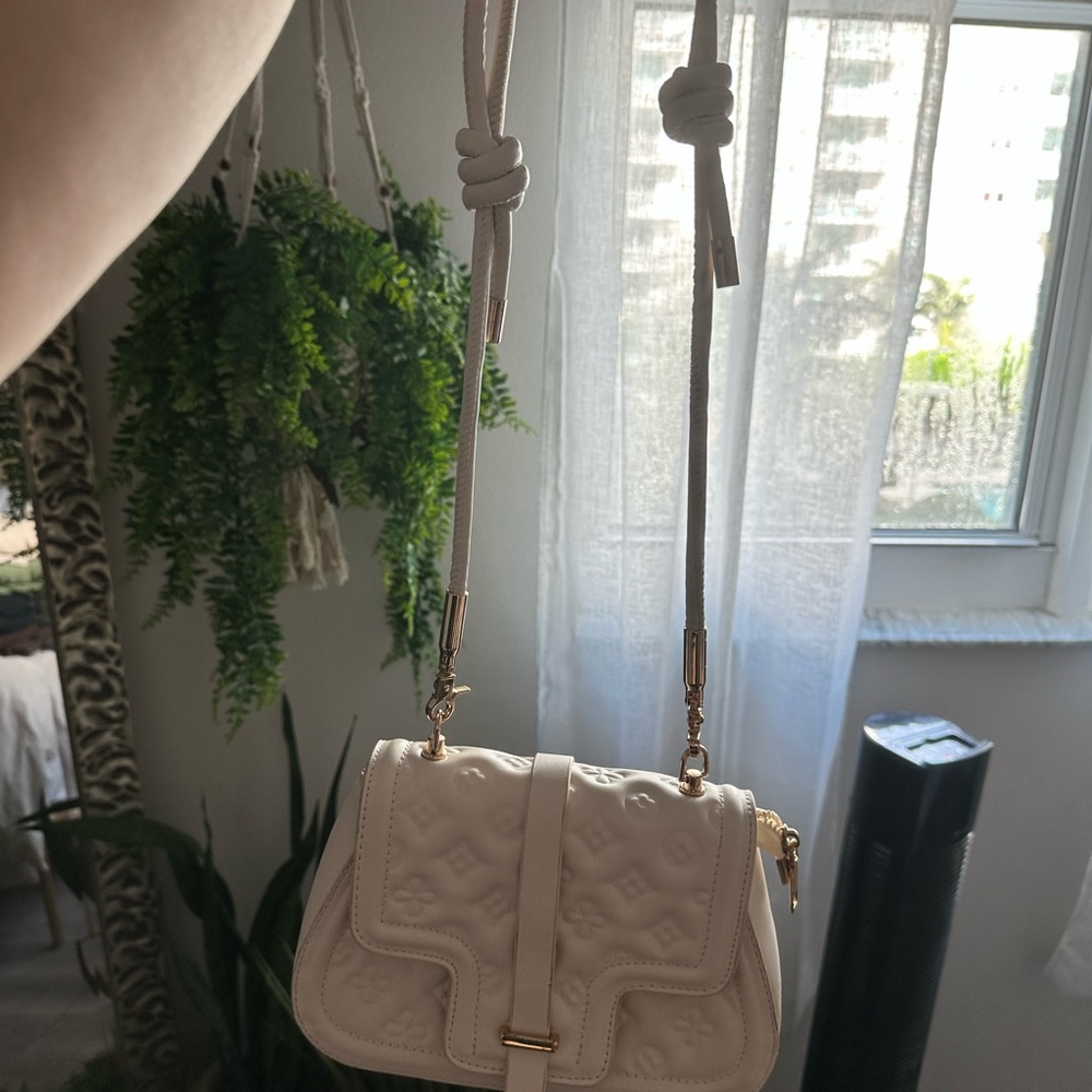 Cute white purse